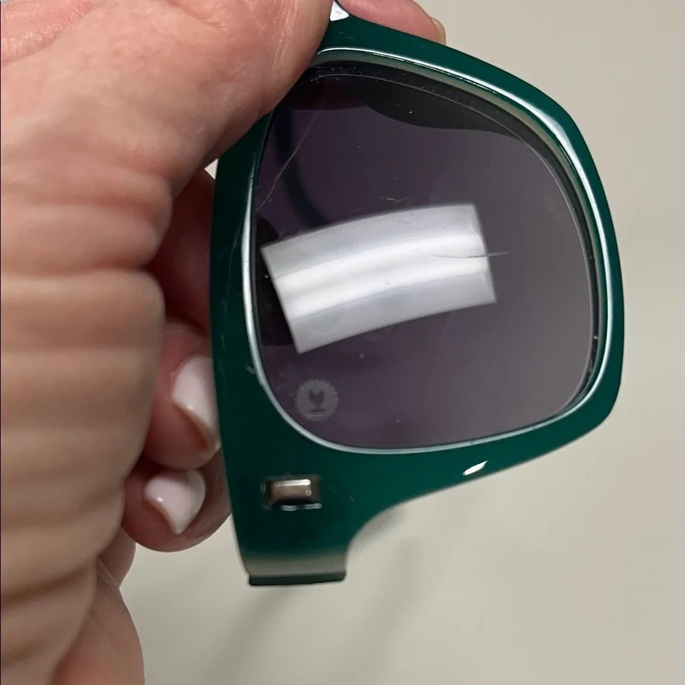 Knockaround stylish green